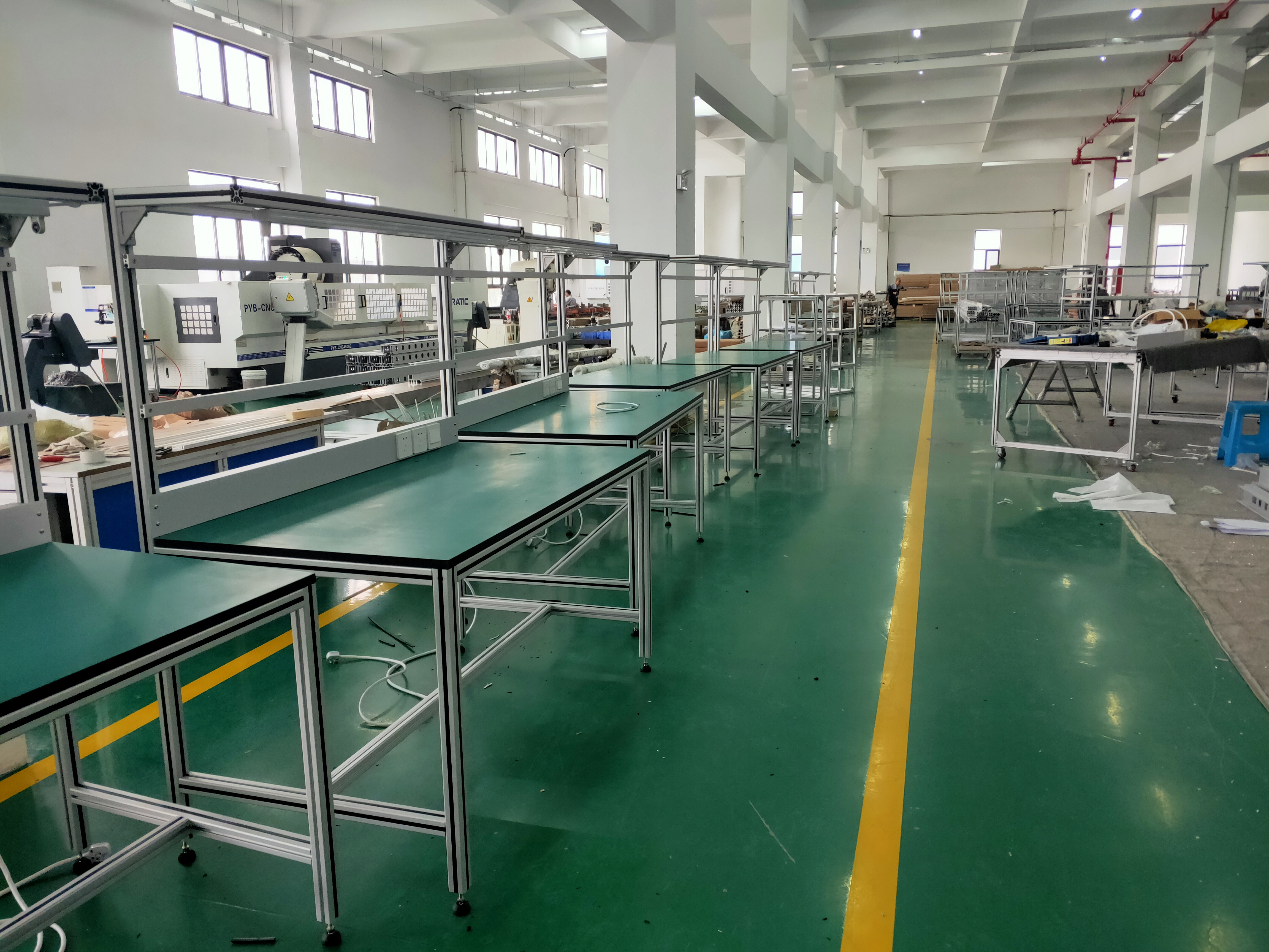 南京防靜電工作臺(tái)有著怎樣的不同之處？