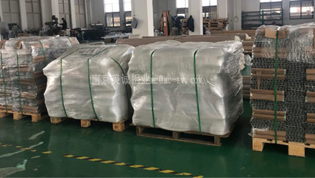 美誠鋁業(yè)開模型材定制、切割、加工