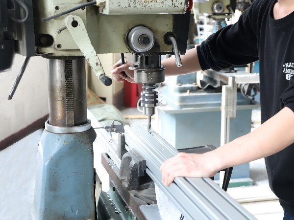 鋁材加工廠哪里找？